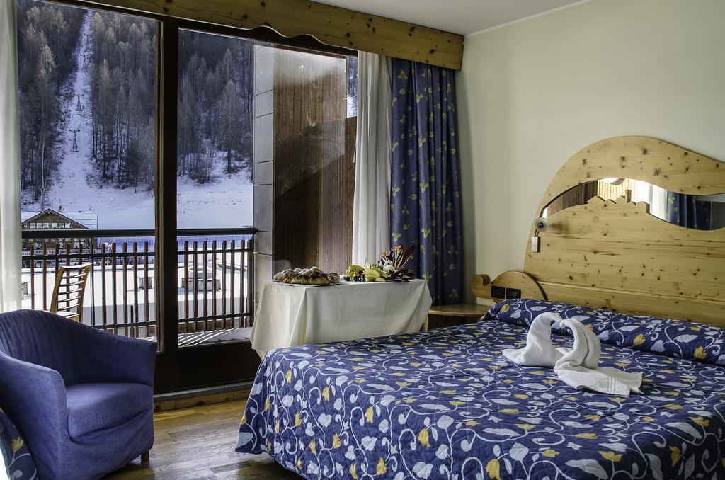 Hotel Rive - Complesso Turistico Campo Smith Bardonecchia Eksteriør bilde